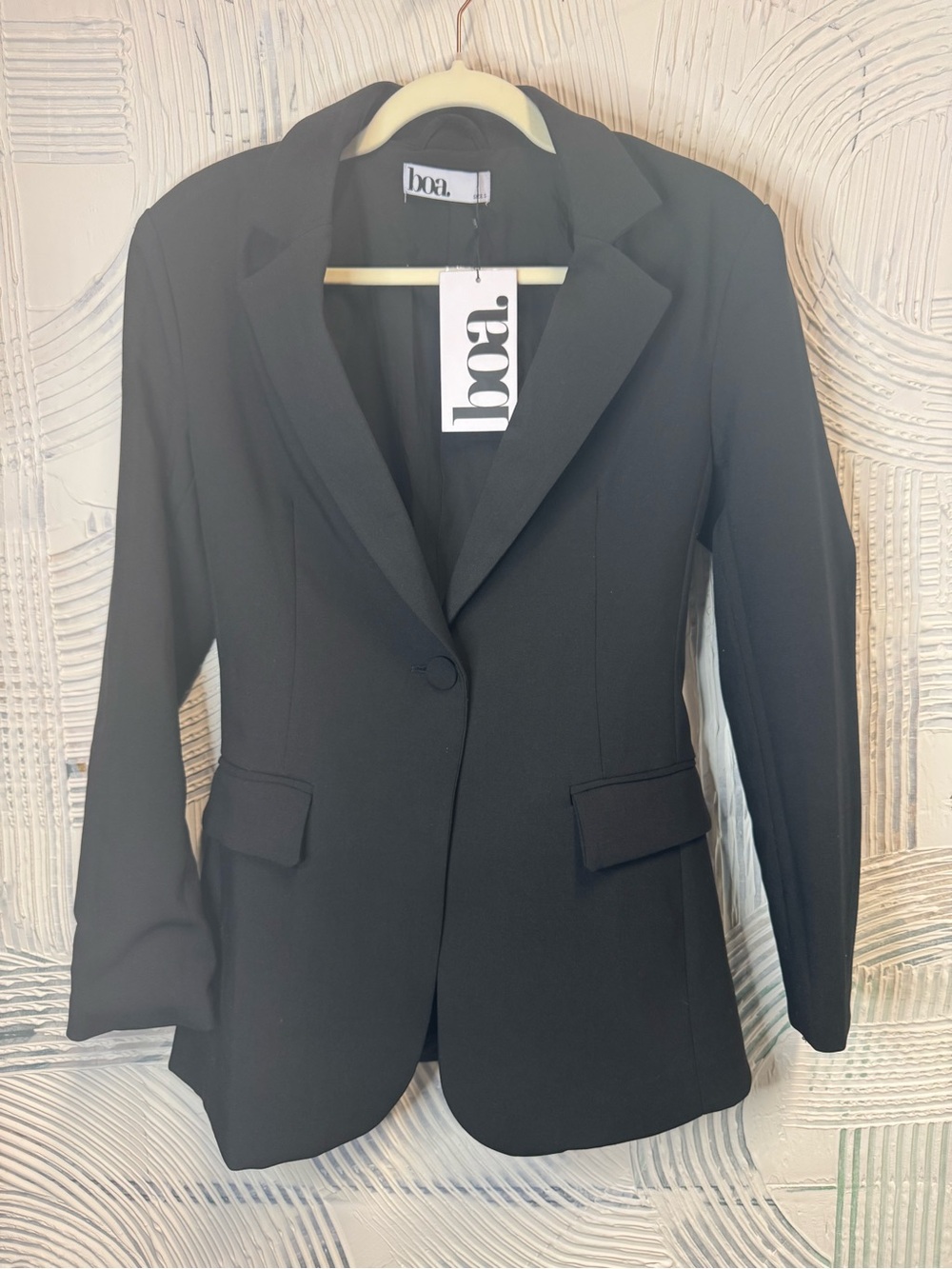 boa. Women's Black Single-Button Tailored Blazer